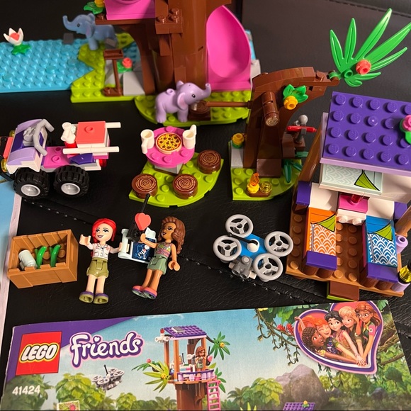 Lego Jungle Rescue Base 41424 - Picture 4 of 8